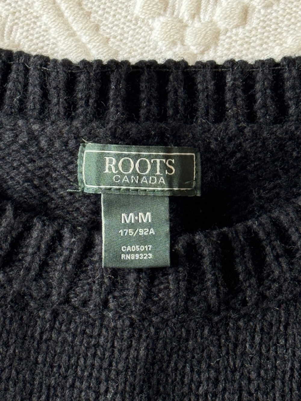 Roots Fair isle wool blend sweater, black, size medium - Picture 4 of 6